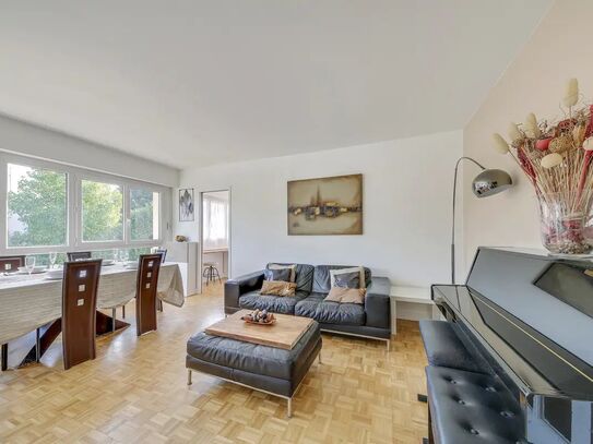 Chic and spacious apart with terrace and parking