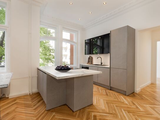 Luxurious 3-room apartment in Berlin-Mitte