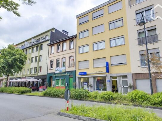 Bright, modern Apartment 15 mins from Cologne centre by train (car park optional), Leverkusen - Amsterdam Apartments fo…