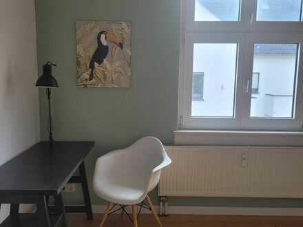 Modernes Zimmer vor den Toren Frankfurts | Charming & new flat, Bad Vilbel