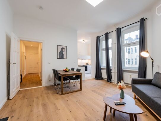 Beautiful old building apartment in the heart of Kreuzberg, Berlin - Amsterdam Apartments for Rent