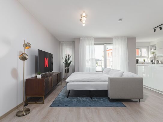 DELUXE APARTMENT 2 Bedrooms - Free Parking - Trade Fair Airport - Balcony - Netflix