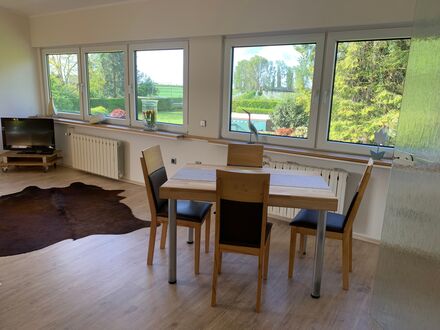 Liebevoll eingerichtete Wohnung mit Balkon und Ausblick ins Grüne in Mönchengladbach | Lovingly furnished apartment wit…