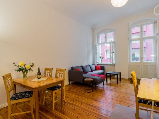 Bright and cosy apartment with BALCONY in Berlin most wanted Prenzlauer Berg close to Kollwitzplatz