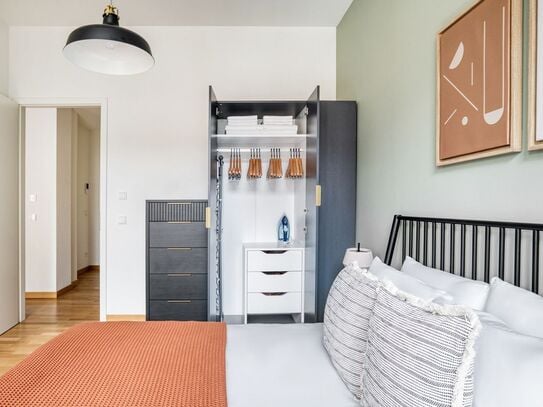 Chic Charlottenburg 1BR close to KaDeWe & Kurfürstendamm, Berlin - Amsterdam Apartments for Rent