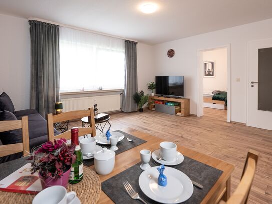 Silber Raum – Komfort und Stil auf 42 m² im Wohnhaus-Kirn