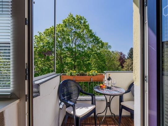 Bright apartment with sunny balcony in Berlin Wilmersdorf, Berlin - Amsterdam Apartments for Rent