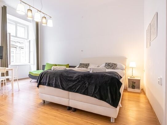 Komfortable 2BR-Wohnung. Zentral und gut angebunden