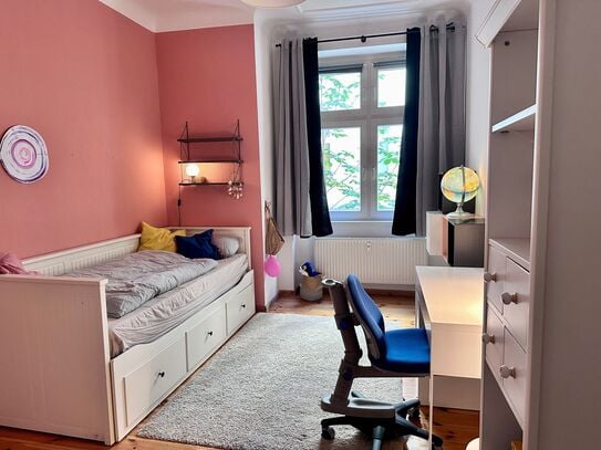 Great & pretty suite in Prenzlauer Berg near Helmholtzplatz