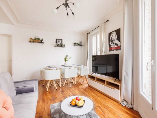 Levallois-Perret: Stylish 1-BR apartment