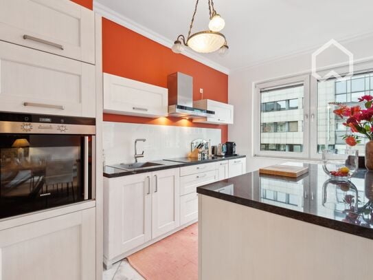 Stylish Art Deco Apartment close to city centre