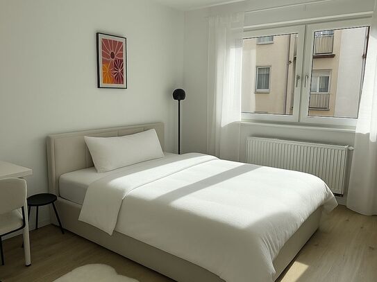 Modern city apartment in best central location – furnished & newly renovated