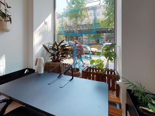 Studio with coworking access and big living area, Berlin - Amsterdam Apartments for Rent