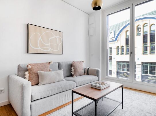 Upscale Mitte 1BR with Apple Store in building, Berlin - Amsterdam Apartments for Rent