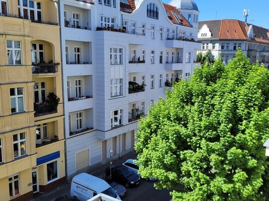 Charmante Altbauwohnung am Schlosspark Charlottenburg