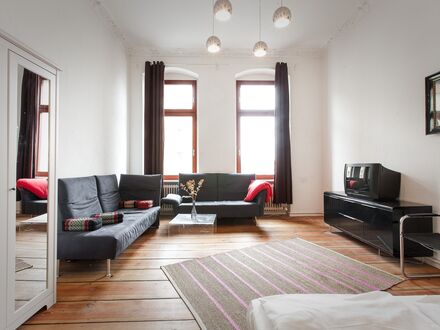 Sanierte 3-Zimmer-Altbauwohnung | 3-Bedroom-Apartment