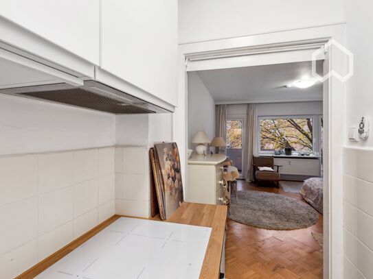 Top location: beautiful 1 room apartment near the lake Alster