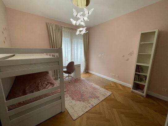 Luxurious eingerichtetes 3 Zimmer Wohnung