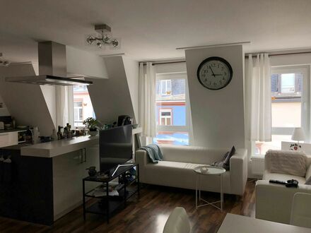 WG-ZIMMER: Häusliches, liebevoll eingerichtetes Studio Apartment in Frankfurt am Main | SHARED FLAT: Cute & wonderful a…