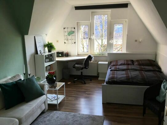 Single Appartement - Zentral & Möbiliert