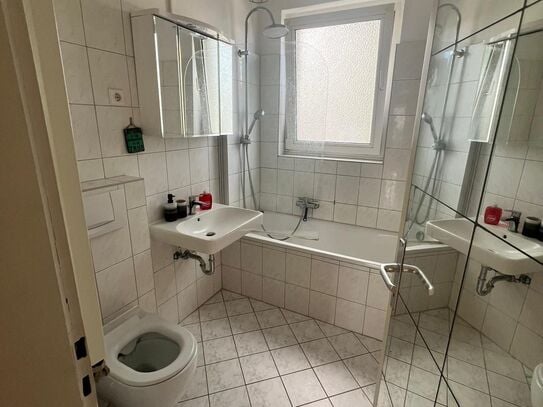 Apartment im Herzen Düsseldorfs mit Balkon