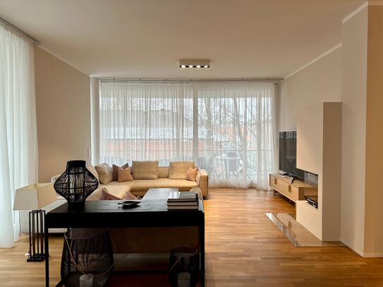 SPACIOUS LUXURY APARTMENT IN DIPLOMATENPARK