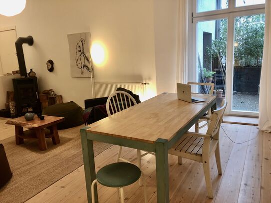 Liebevoll eingerichtete Wohnung auf Zeit in Prenzlauer Berg