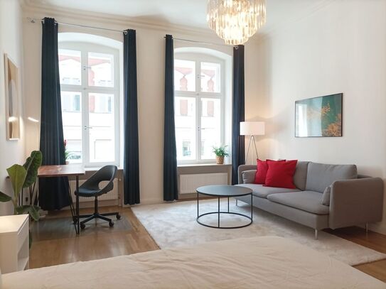 The perfect WG! Beautiful 3 room, newly renovated and furnished flat in a top location in Mitte, Berlin - Amsterdam Apa…