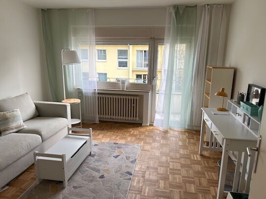 Sunny 3-room flat with balcony in Cologne-Braunsfeld, Koln - Amsterdam Apartments for Rent