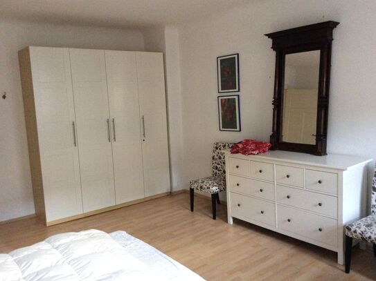 Pretty third floor three bedroomed apartment (with lift) in Charlottenburg, Berlin - Amsterdam Apartments for Rent