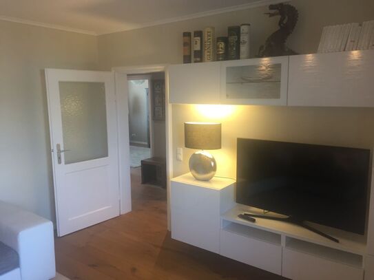 Sehr schöne und ruhige 3 Zimmer Wohnung mit Balkon in München-Schwabing