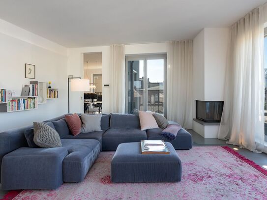 Exquisite Berlin City Center Penthouse: Luxury, Location, and Views.