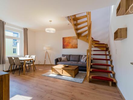 Traumhafte neu renovierte 2-Raum Maisonette in Berlin