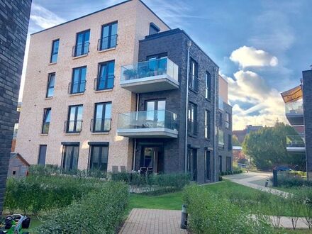 Moderne 3-Zimmer-Wohnung mit Garten/Terrasse und Tiefgaragenstellplatz | Modern 3-room apartment with garden/terrace an…