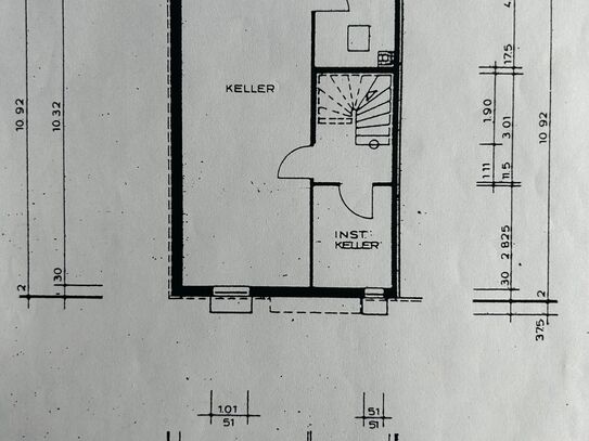 Großzügiges, möbliertes Haus mit Garten & 2 Home Offices in Düsseldorf-Benrath