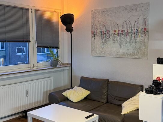 Helle 2-Zimmer-Wohnung mit Balkon am Chlodwigplatz in der Südstadt