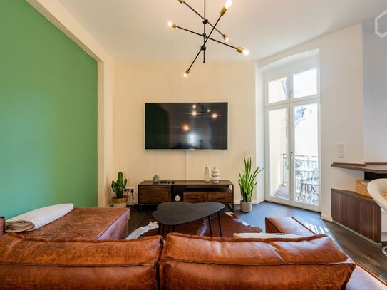 Perfect 70sqm Apartment with 2.5 Rooms in the Heart of Prenzlauer Berg, Berlin - Amsterdam Apartments for Rent