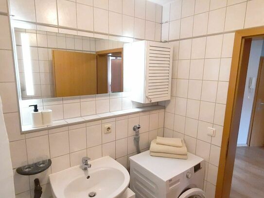 Quiet, furnished 2-room apartment with balcony and WiFi in Erlangen