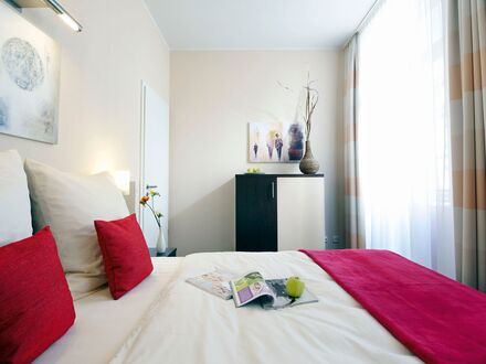 Liebevoll eingerichtetes Apartment im historischen Stadtpalais mitten im Zentrum von Leipzig | Lovingly furnished apart…