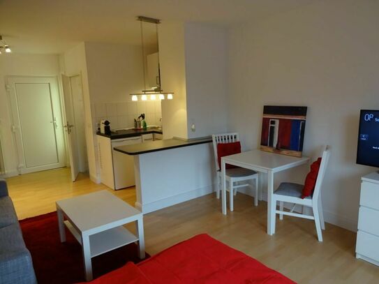 Top möbliertes 1 ZKB-Apartment mit Wintergartenbalkon - 5 min-Fußreichweite zur Konstablerwache/Zeil in Frankfurt am Ma…