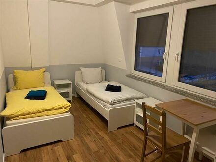 Schöne, moderne und voll möblierte 3-Zimmer Wohnung (max. 5 Personen) bei Berlin | Beautiful, modern and fully furnishe…