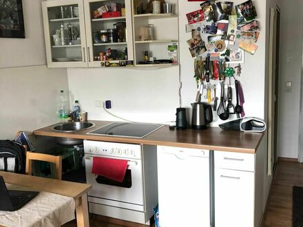Kleine aber sehr gemütliche 1-Zimmer Wohnung im Herzen Kölns | Small but very comfortable 1-room apartment in the heart…