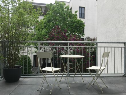 Herrliches 2-Zi Apartment mit großen Balkon - City & Alsternähe