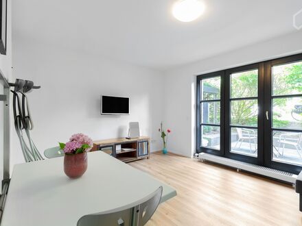 Wunderschöne Wohnung in Uninähe mit Sonnenterrasse! | Beautiful studio in Düsseldorf close to the university!