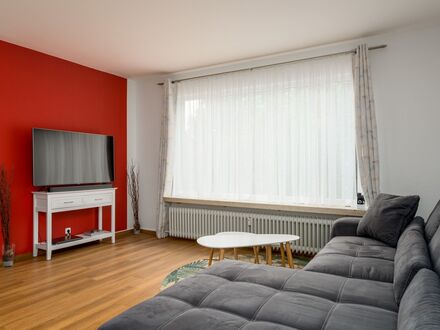 < Bio Küche | Parkplatz | Ländlich | Büro > | < Organic Kitchen | Parking | Rural | Office >