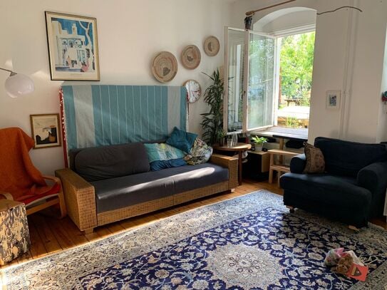 Only in February: Spacious & nice apartment with a garden and a cat located in Neukölln