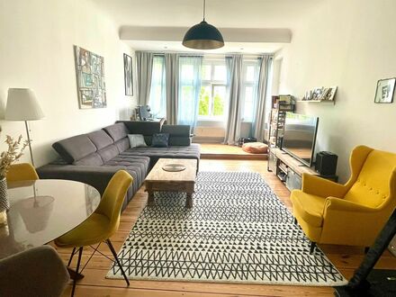 Geräumige Altbau Wohnung im Zentrum von Prenzlauer Berg