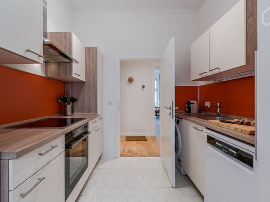 Brandnew furnished+ Sleep perfectly quiet in an stylish sunny flat