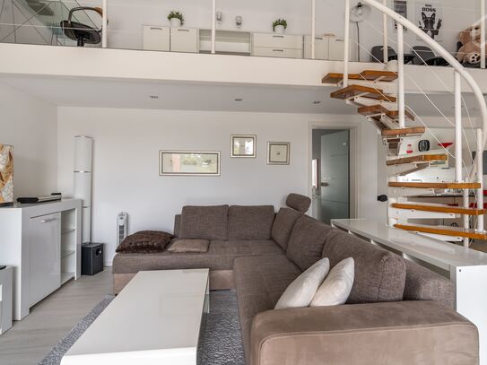 Neuwertige 3-Zimmer-Penthouse-Wohnung mit 30m2 Terrasse , EBK & privatem Tiefgaragenstellplatz in Meerbusch