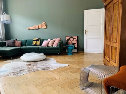 Altbauwohnung voll möbliert im Zentrum Münchens | Old building apartment fully furnished in the center of Munich